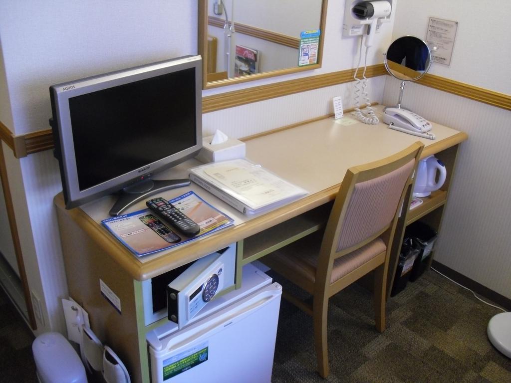 Toyoko Inn Hokkaido Kushiro Juji-Gai Bagian luar foto